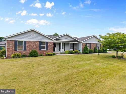 409 Tree Ln, Duncansville, PA, 16635-7064 | Card Image