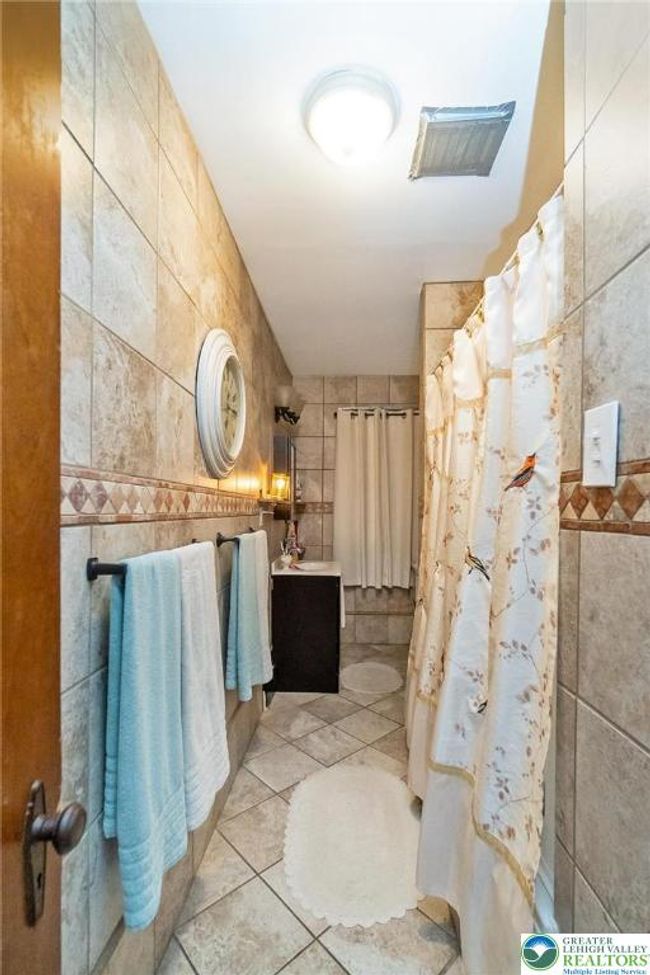2118 Edgewood Ave, House other with 3 bedrooms, 1 bathrooms and null parking in Palmer Twp PA | Image 10