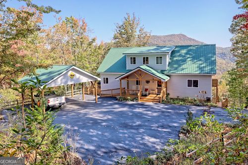 557 Walnut Grove Ln, Tiger, GA, 30576-1660 | Card Image