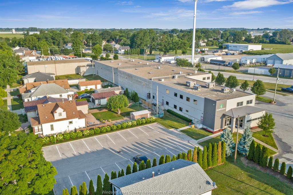 Commercial Sale in Leamington 5