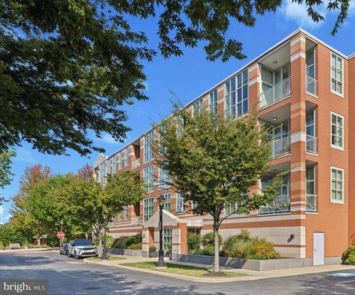 125 Iron Works Way, WAYNE, PA, 19087-4200 | Card Image