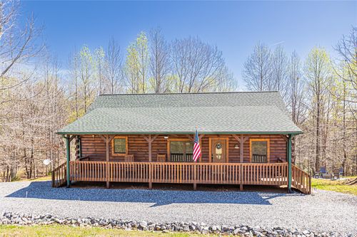 201 White Stone Cir, Union Mills, NC, 28167-4519 | Card Image