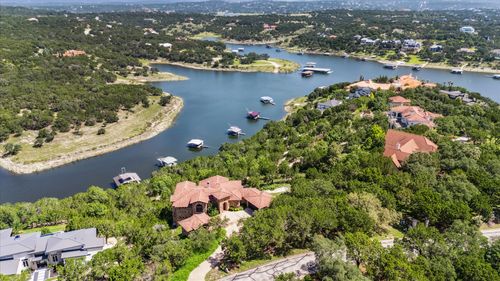 709 S Angel Light Dr, Spicewood, TX, 78669-6811 | Card Image