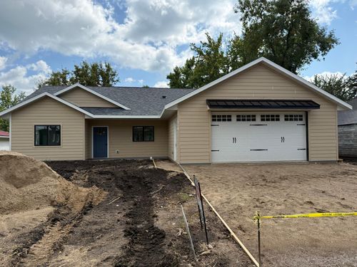 16 Tower St, Kensington, MN, 56343-4570 | Card Image