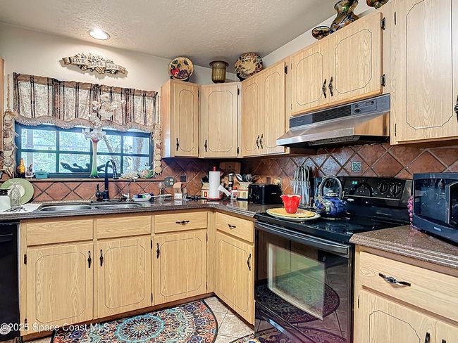 3320 Grantline Rd, House other with 3 bedrooms, 2 bathrooms and null parking in Mims FL | Image 15
