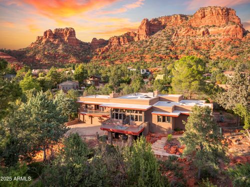115 Merry Go Round Rock Rd, Sedona, AZ, 86351-7712 | Card Image