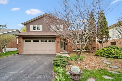 5 Ervin Cres, Guelph, ON, N1G3K6 | Card Image