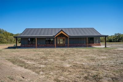 109014 N County Road 3750, House other with 3 bedrooms, 2 bathrooms and null parking in Okemah OK | Image 1