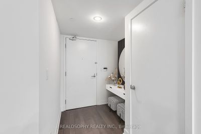 506 - 58 Orchard View Blvd, Condo with 1 bedrooms, 1 bathrooms and null parking in Toronto ON | Image 2