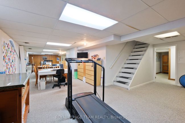 4 Valewood Cres, House other with 4 bedrooms, 4 bathrooms and 4 parking in Gloucester ON | Image 36