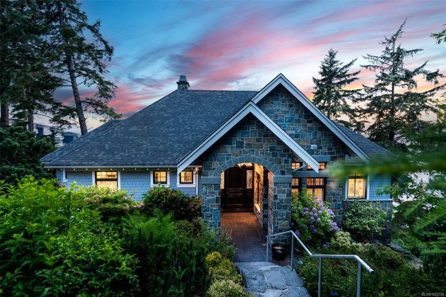 1050 Roxview Crt, House other with 4 bedrooms, 6 bathrooms and 3 parking in Sooke BC | Image 83