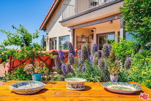 2303 Tuna Canyon Rd, Topanga, CA, 90290-3451 | Card Image