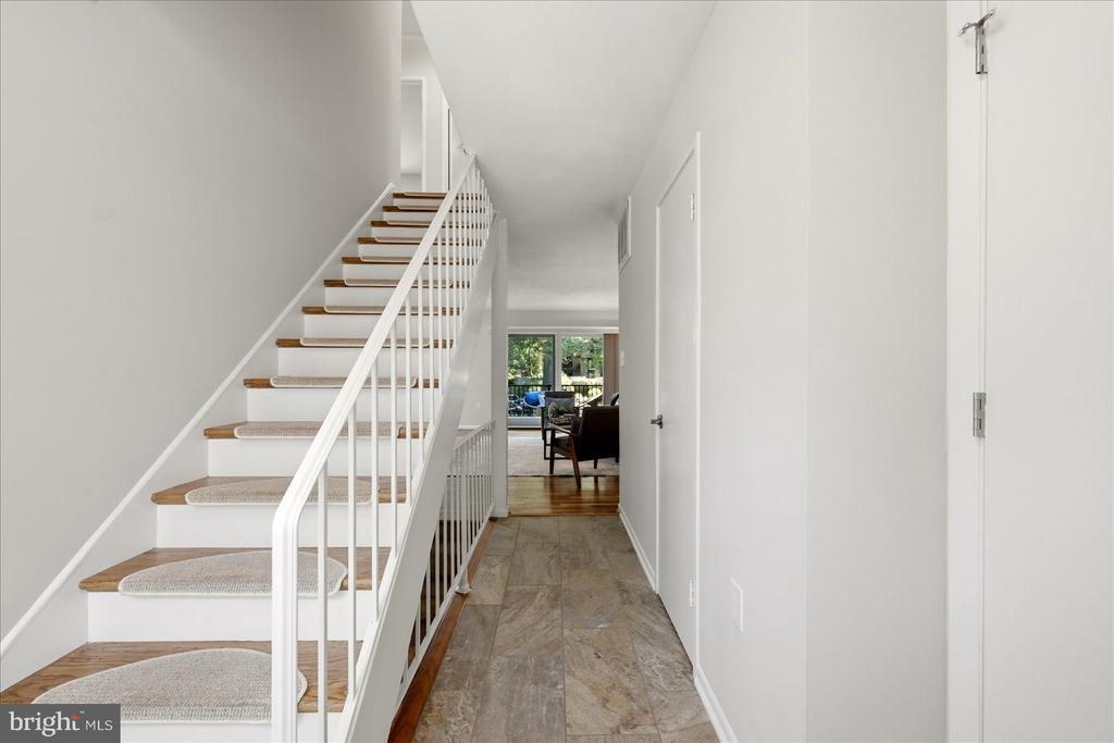 Residential in ANNANDALE 5