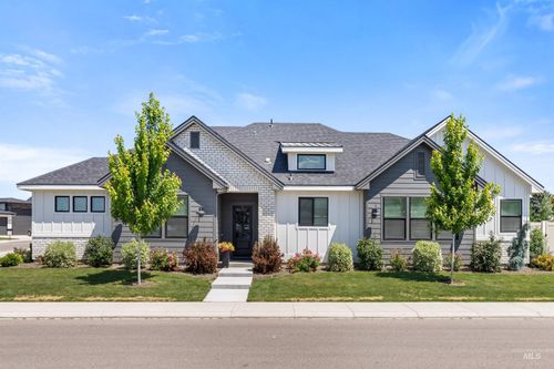 5562 S Snowshoe Pl, Boise, ID, 83709-7018 | Card Image