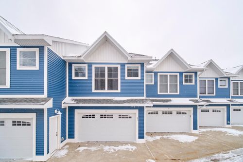 201 Joslin Cove Dr, Manistee, MI, 49660-1179 | Card Image