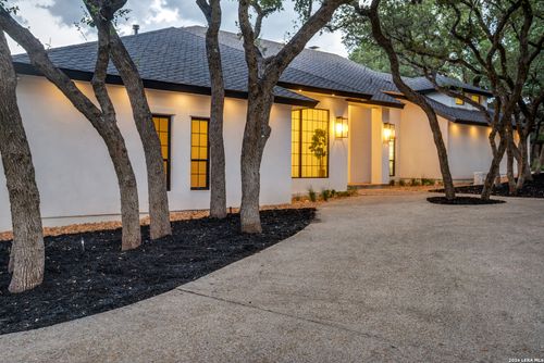 206 Post Oak Way, Shavano Park, TX, 78230-5615 | Card Image