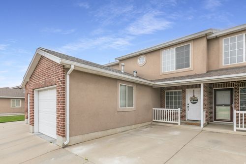 134 W 2525 N, Harrisville, UT, 84414-2122 | Card Image