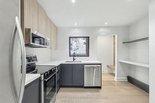 b-306 Riverside Drive, London North, ON, N6H1E9 | Card Image