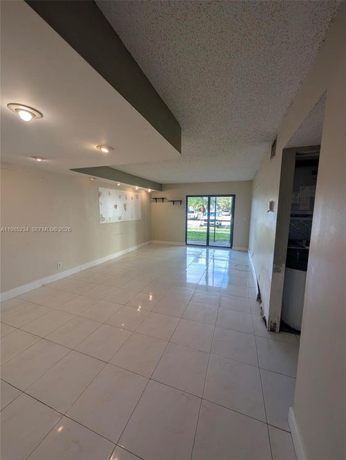 apt-136-3720 N Pine Island Rd, Sunrise, FL, 33351-6538 | Card Image