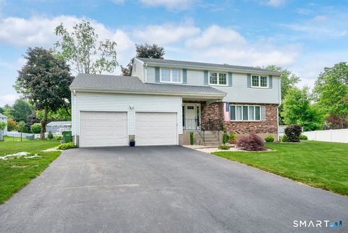 17 Lancaster Rd, Cromwell, CT, 06416-1947 | Card Image