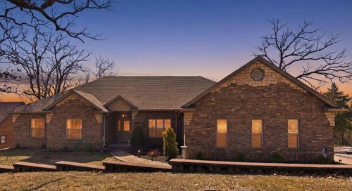 24 Lands End, Kimberling City, MO, 65686-8369 | Card Image