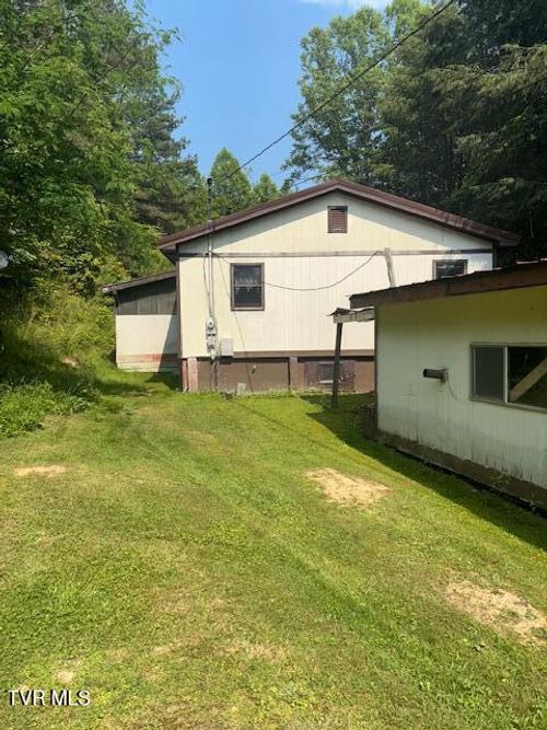 11616 Alfred Cox Dr, Pound, VA, 24279-4431 | Card Image