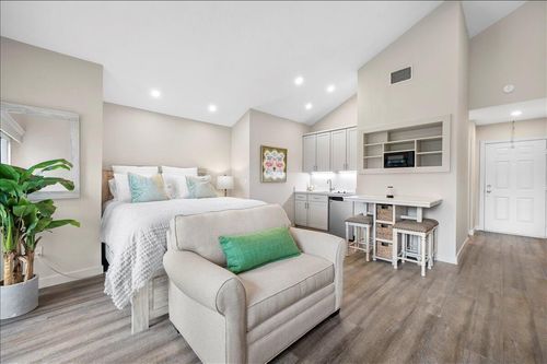 543-11863 Wimbledon Cir, Wellington, FL, 33414-6037 | Card Image