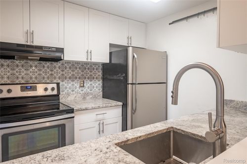 1481 E Chateau Vert St, Ypsilanti, MI, 48197-1213 | Card Image