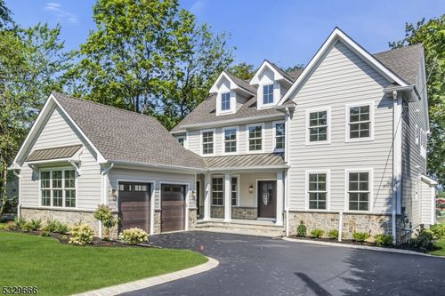 142 Ridgedale Ave, Madison, NJ, 07940-1226 | Card Image