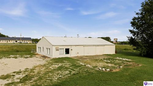 521 Tanner Rd, Hodgenville, KY, 42748-1910 | Card Image