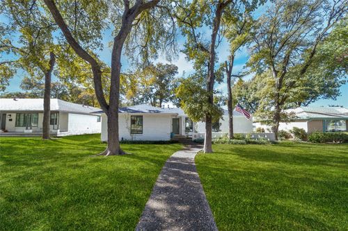 5837 Clendenin Ave, Dallas, TX, 75228-6038 | Card Image