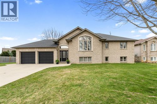 7 Beniuk Crt, Leamington, ON, N8H5K9 | Card Image