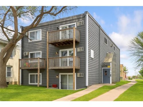 924 21st Ave S, Minneapolis, MN, 55404-2269 | Card Image