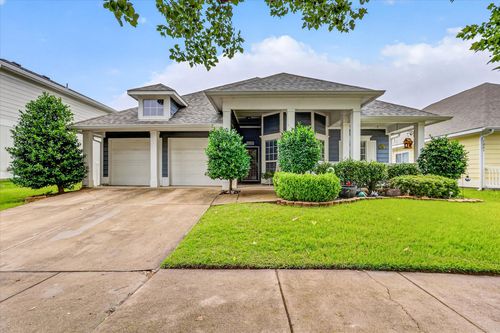 1008 Bell Manor Dr, Savannah, TX, 76227-7670 | Card Image