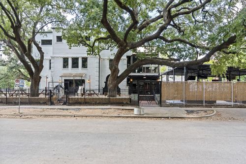 1916 Baldwin St, Houston, TX, 77002-8514 | Card Image