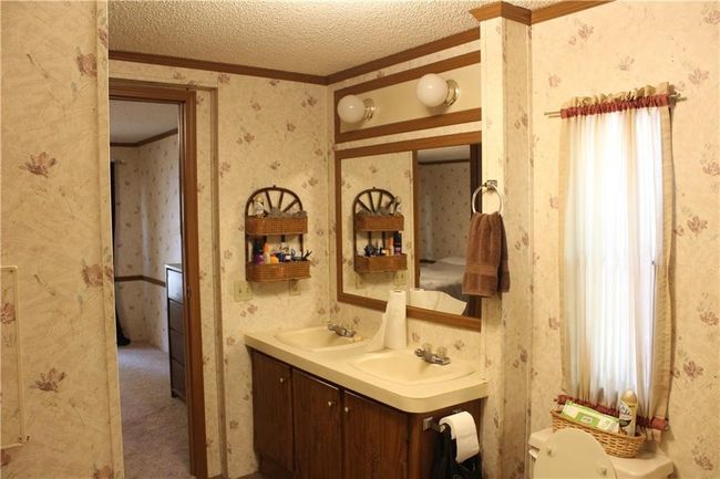 506 County Road 6411, House other with 3 bedrooms, 2 bathrooms and null parking in Green Forest AR | Image 15