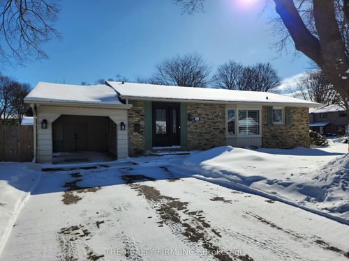72 Toulon Cres, London, ON, N5V1J5 | Card Image
