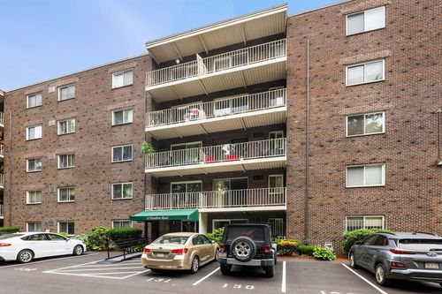 apt-502-18 Hamilton Rd, Arlington, MA, 02474-8276 | Card Image