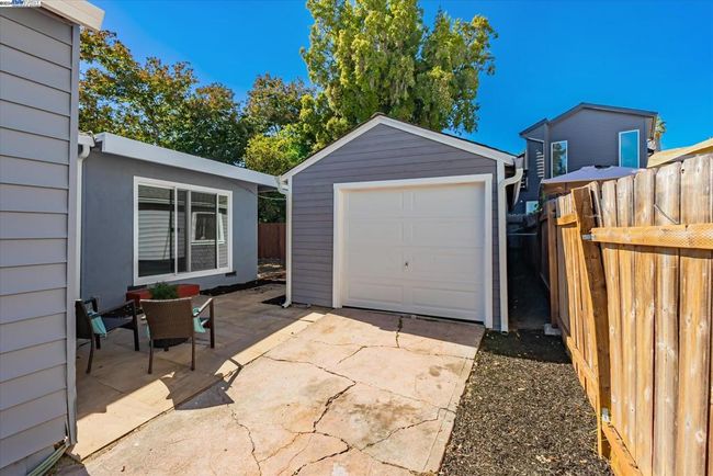 2715 Frazier Ave, House other with 3 bedrooms, 1 bathrooms and 1 parking in Oakland CA | Image 26