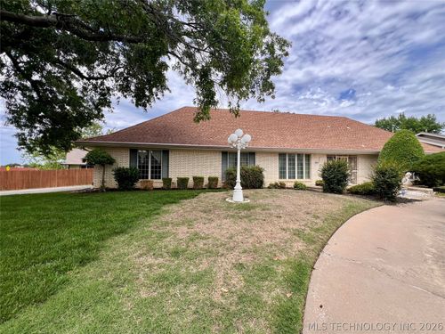5829 S 78th East Avenue, Tulsa, OK, 74145 | Card Image