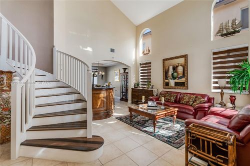 2126 Ne 38th Rd, Homestead, FL, 33033-5104 | Card Image