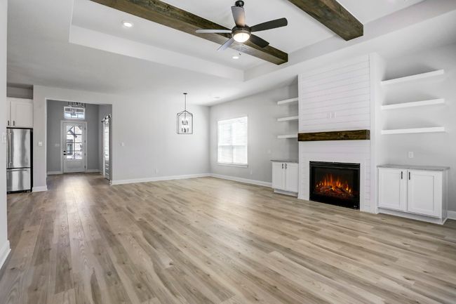 17228 Autumn Falls Dr, House other with 3 bedrooms, 3 bathrooms and 4 parking in Manor TX | Image 6