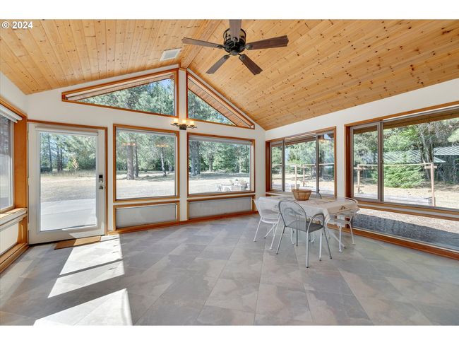 Family Room-Main | Image 7