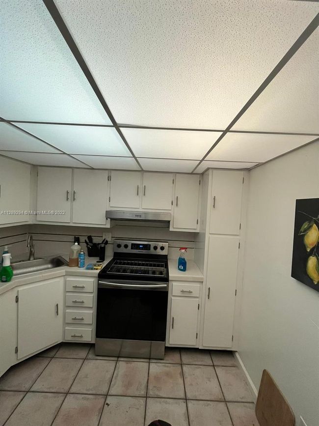 APT-302 - 2345 Ne 135 Th St, Condo with 1 bedrooms, 1 bathrooms and null parking in North Miami FL | Image 13