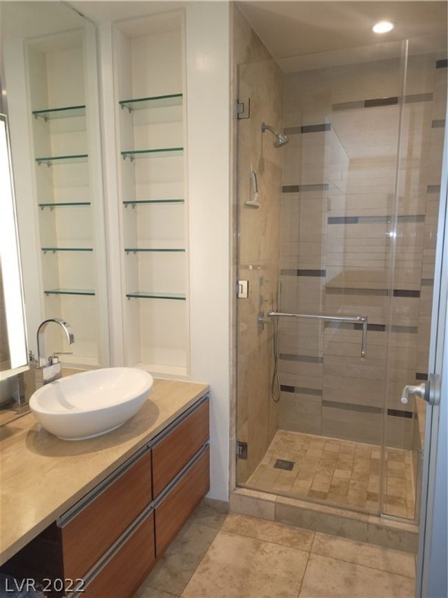 804 - 3722 Las Vegas Blvd, Condo with 1 bedrooms, 1 bathrooms and null parking in Las Vegas NV | Image 8