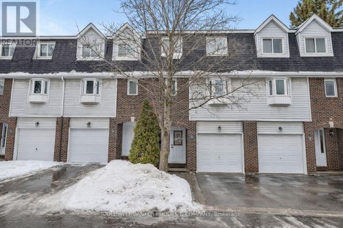 4 Almond Lane, Kanata, ON, K2L3T2 | Card Image