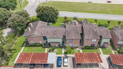 1605 - 18800 Egret Bay Boulevard, Home with 2 bedrooms, 2 bathrooms and null parking in Webster TX | Image 2