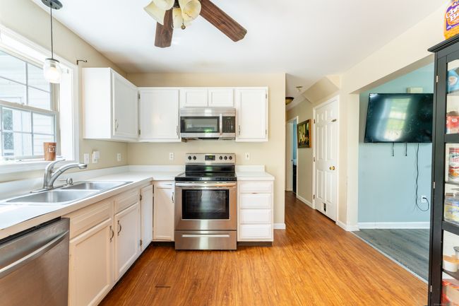 15 Stanmark Dr, House other with 5 bedrooms, 3 bathrooms and 4 parking in Plainfield CT | Image 13