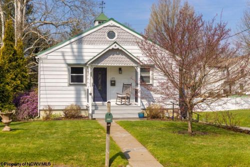 379 Laurel St, Morgantown, WV, 26505-3247 | Card Image