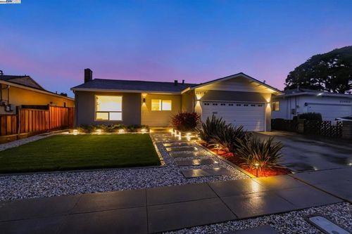 35978 Magellan Dr, Fremont, CA, 94536-5413 | Card Image